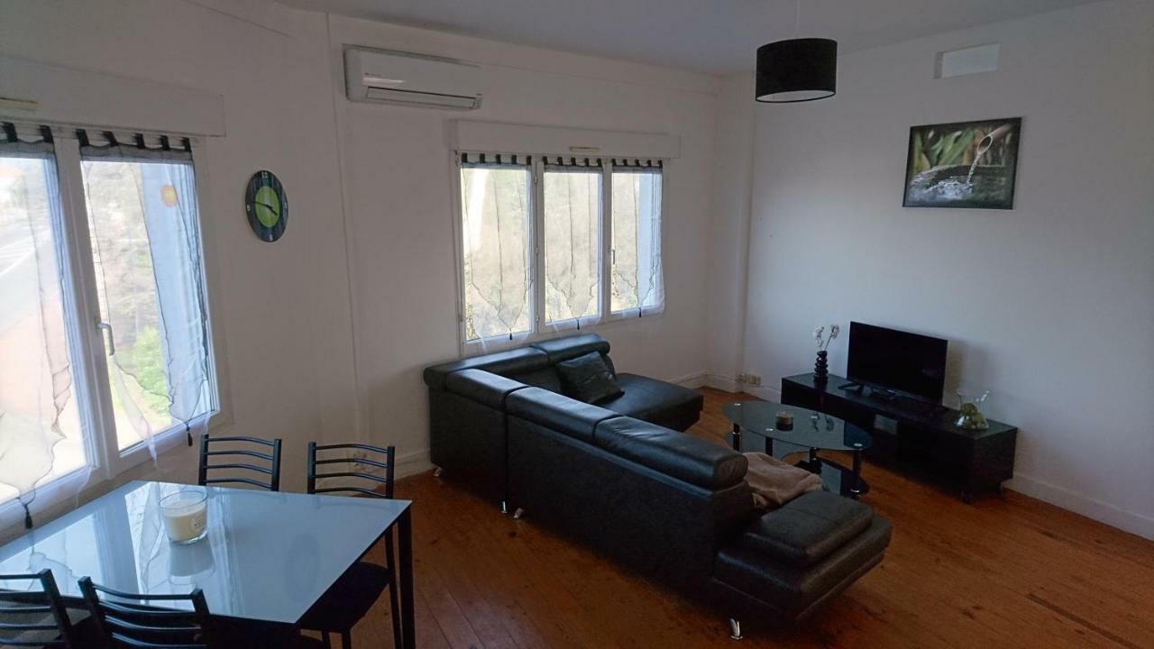 Appartement De 79 M² A 500 Metres De La Cure Jonzac Kültér fotó