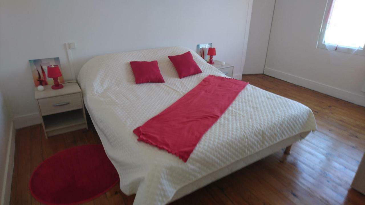 Appartement De 79 M² A 500 Metres De La Cure Jonzac Kültér fotó
