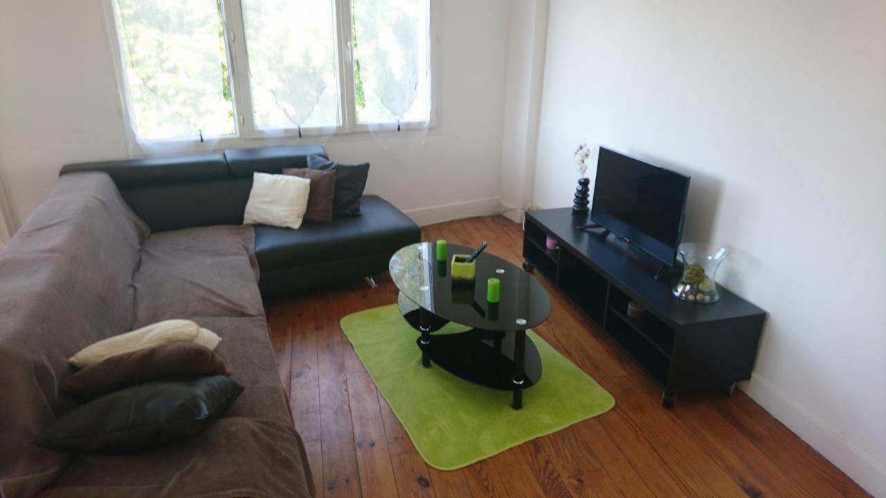 Appartement De 79 M² A 500 Metres De La Cure Jonzac Kültér fotó